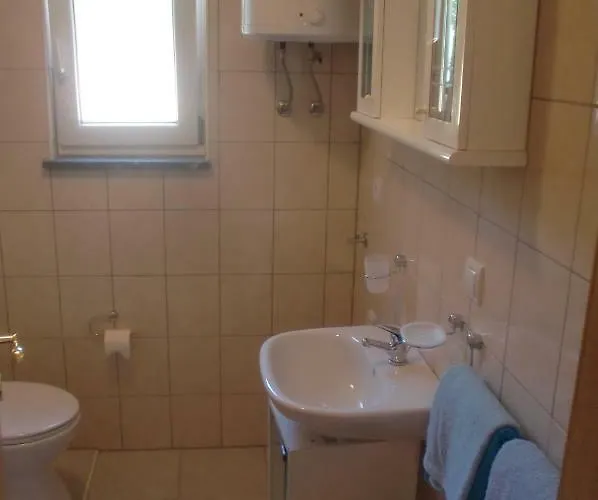 Andjel * Πόρετς